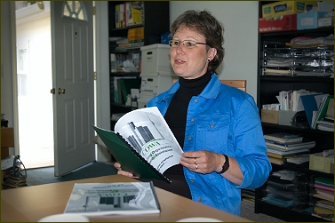Corinne Walker, Relocaterin, USA